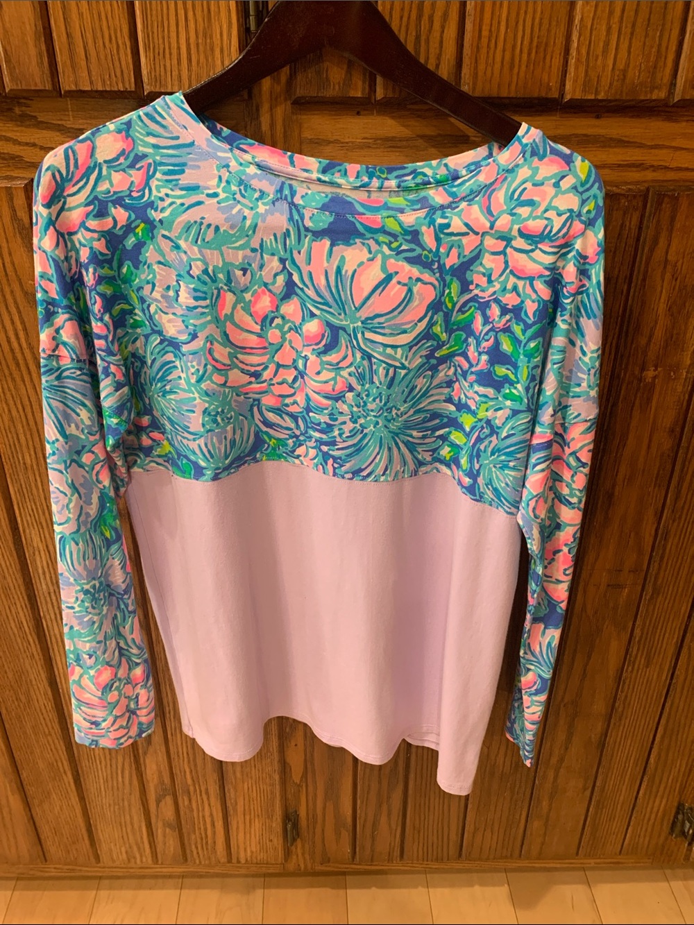 Lilly Pulitzer Pink and Blue Floral Panel Long-Sleeve Top size Small - Picture 1 of 5